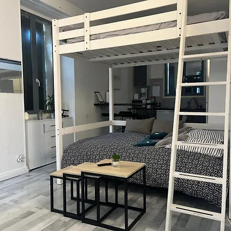 Apartment Asterix Aeroport Roissy Cdg La Chapelle-en-Serval